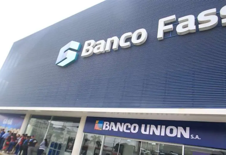 Banco Fassil / Web