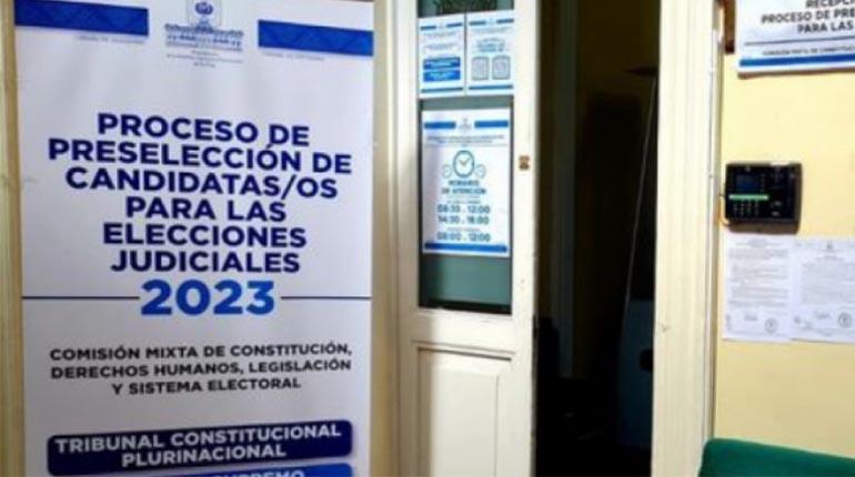 Punto de entrega de requisitos para las elecciones judiciales. FOTO: ANF